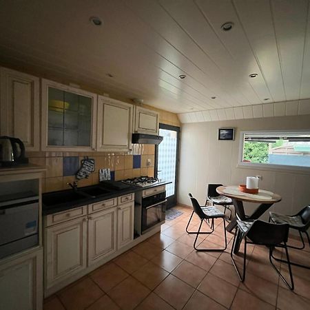 Appartement Type Loft Avec Terrasse شيربوغ أون كوتننتين المظهر الخارجي الصورة